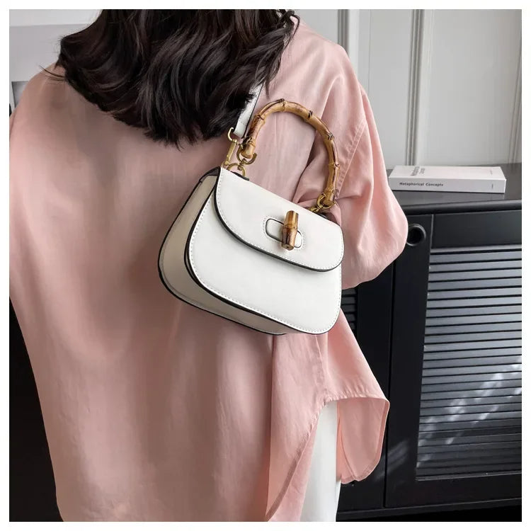 Aria™ - Sac à Main en Bambou Élégant