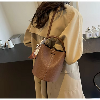 Abigail™ - Sac seau rétro